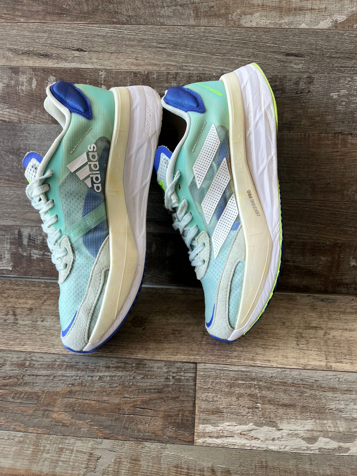 Tenis Adidas